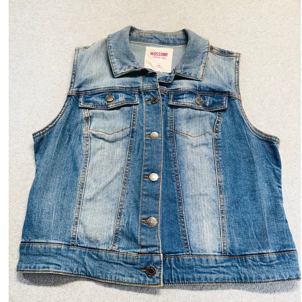 Mossimo Womens XL Denim Vest Button Front Light Wash Jean Jacket Sleeveless